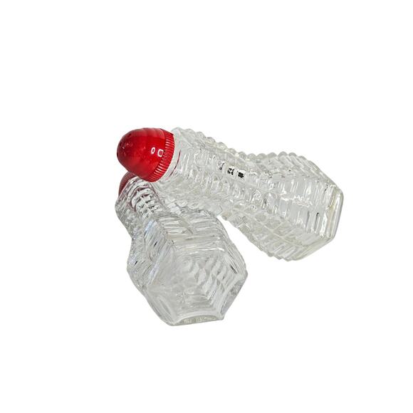 Vintage Waffle Pattern Salt & Pepper Shakers with Red Lids | Retro Kitchen - Picture 5 of 10